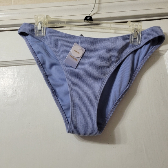 refuge Other - Light blue ribbed bikini bottom Refuge size Xl NWT